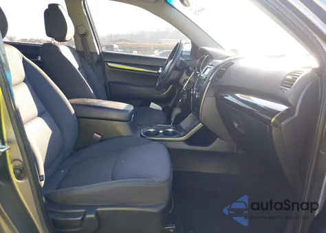 2012 Kia Sorento Lx z USA, uszkodzony, nr VIN 5XYKT3A6XCG235556